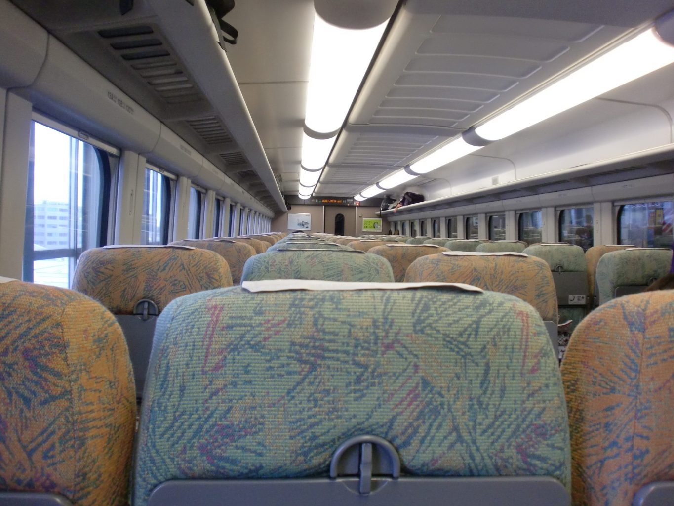 200系新幹線 車内