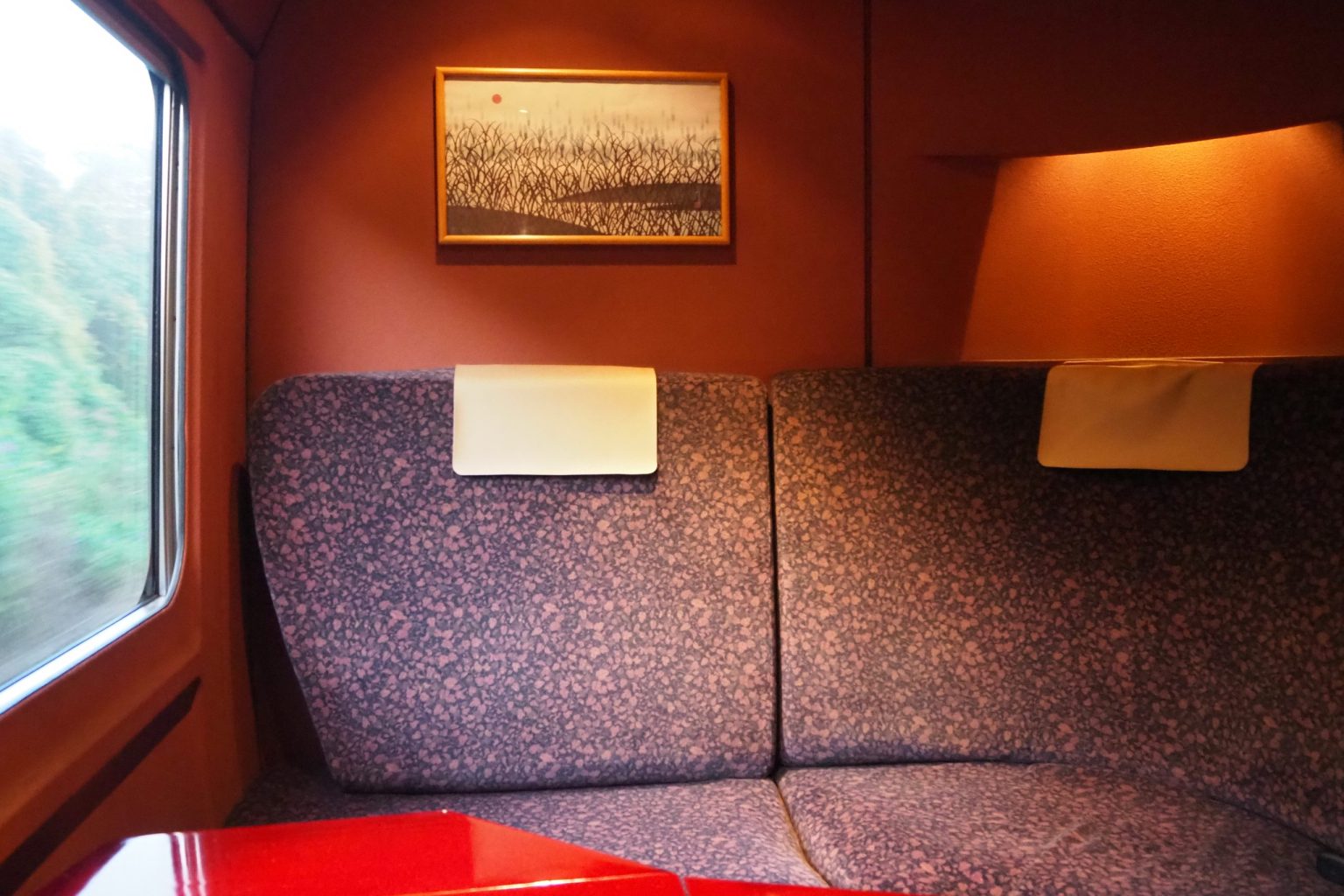 787系電車 グリーン個室 2 ／ ゆずごフォト CC-BY フリー素材写真配布