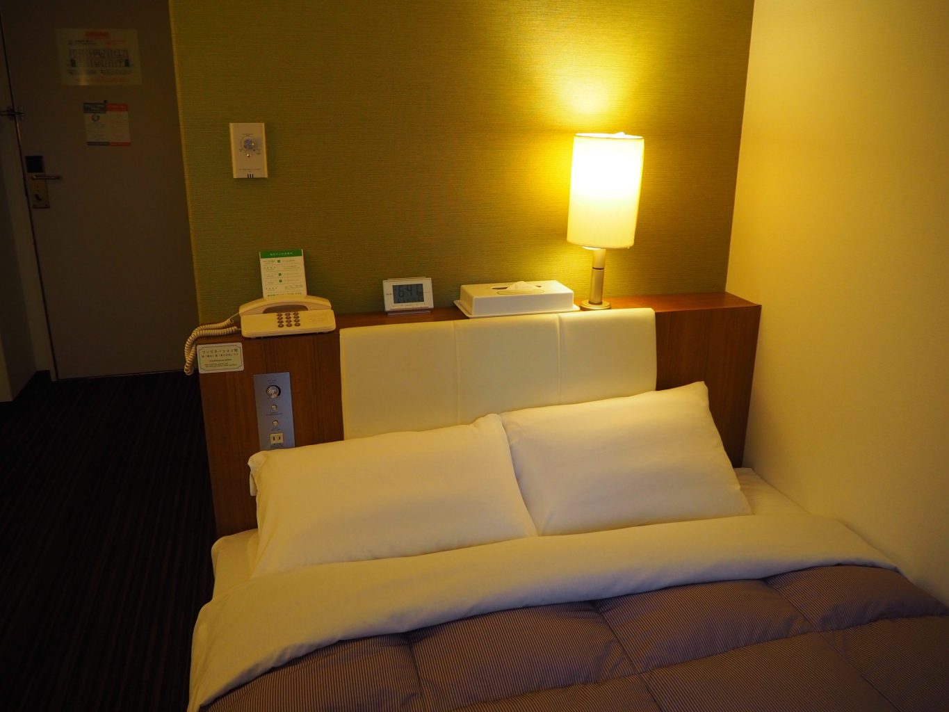 ホテル客室 5 ／ ゆずごフォト CC-BY フリー素材写真配布