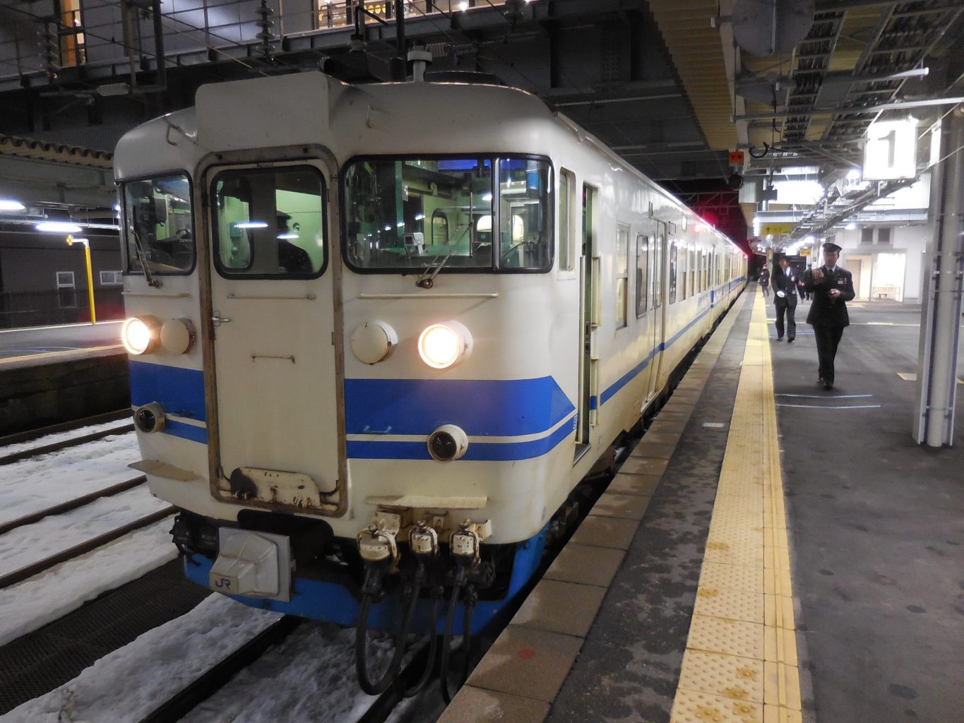 413系電車 ／ ゆずごフォト CC-BY フリー素材写真配布